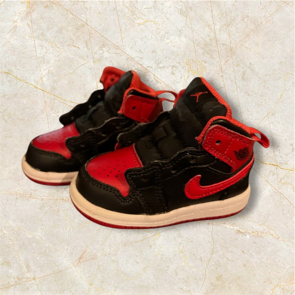 Nike Kids Red and Black High-Top Sneakers